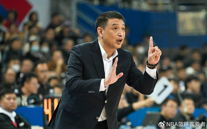 94:78，北控集体打疯了！差距仅剩2场，5队抢最后一张季后赛门票|宁波队|里勒|联赛|闵鹿蕾|张庆鹏_新浪体育_新浪新闻